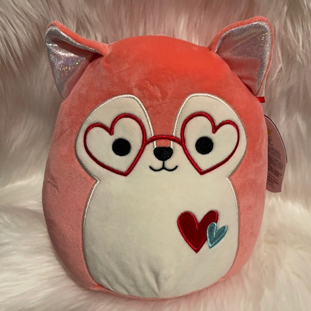 Squishmallow- 8" varity the husky